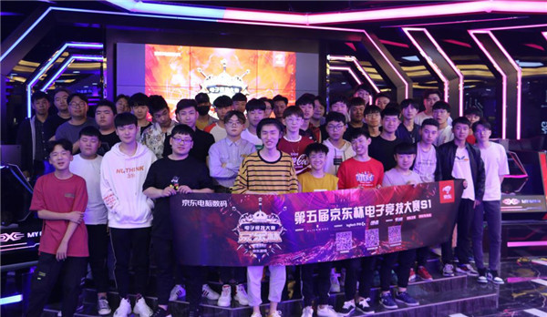 上起到關鍵 上起到關鍵